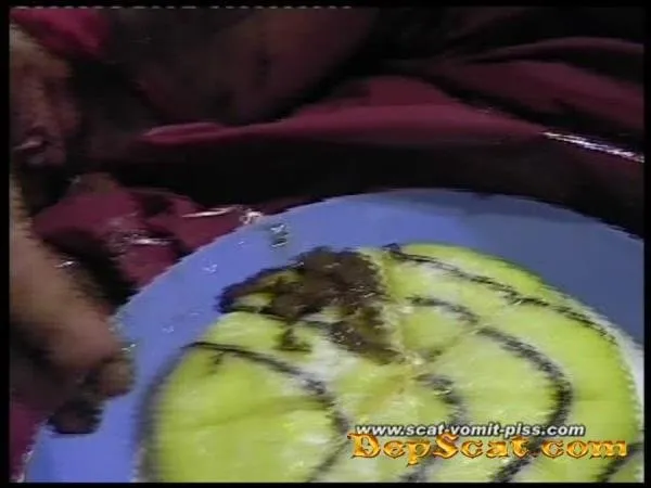 Scat-Vomit-Piss Livesession III - Susan and Marc Susan, Veronika - Scat / Piss [SD/330 MB]