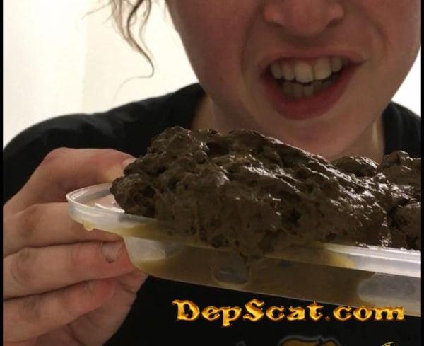 Awesome Public Creamy Poop Tasting TinaAmazon - Dirty, Drink Urine, Scat [FullHD 1080p/760 MB]