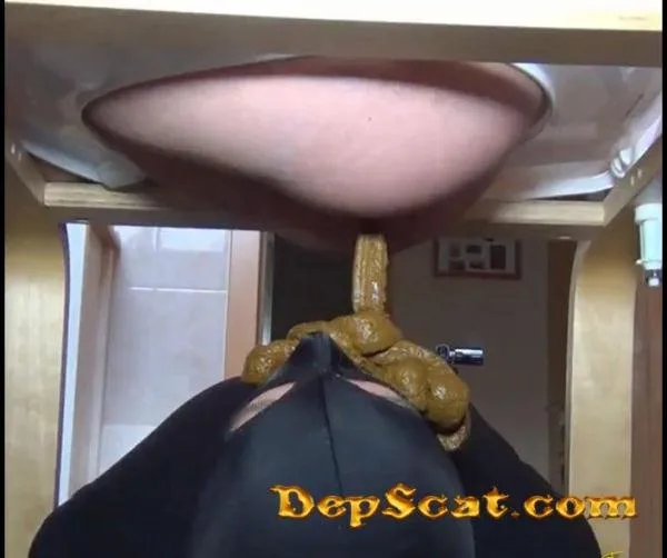 My biggest mouth scared until now Brown Karina - Scatting Domination, Big pile, New scat [FullHD 1080p/140 MB]