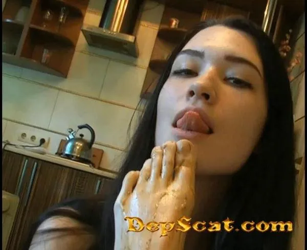 Diarrhea and Vomit Accident. Part 2 Diana Sky - Lesbian Scat [FullHD 1080p/946 MB] DepScat