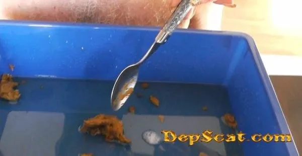 Scat Cats - The Delicious Scat Meal Scat Cats, Domi, Kimi, Lucy, Hanna - Germany / Scat Femdom [FullHD 1080p/430 MB] DepScat