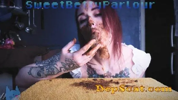 Im PLAY with my DOLL SweetBettyParlour - Pooping Girls / Amateurs Scat [HD 720p/139 MB] DepScat