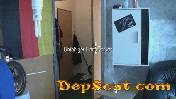 Unfahiger Handwerker Lady Chantal - Scat, Femdom, Domination [SiteRip/404,85 Mb] DepScat