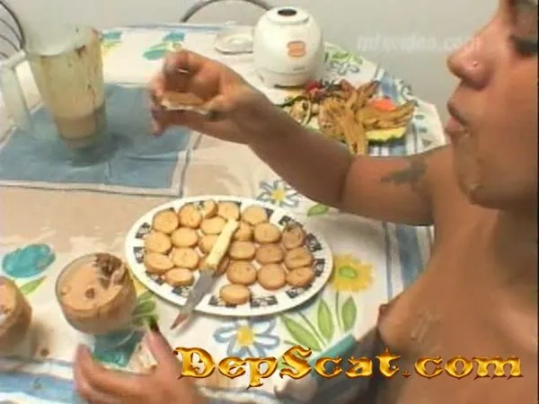 Scat Shake (Swallow) Latifa, Hannah - Lesbian, Scat [DVDRip/700 MB] DepScat