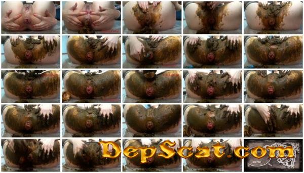 Anal prolapse in shit ScatLina - Defecation, Solo [FullHD 1080p/1.16 GB]