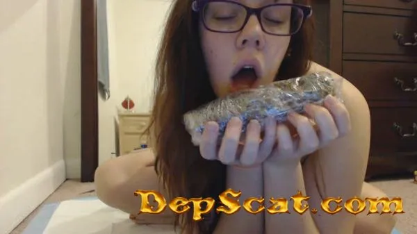 Big Hard Shit LindzyPoopgirl - Teen, Solo, Shitting [HD 720p/191 MB]