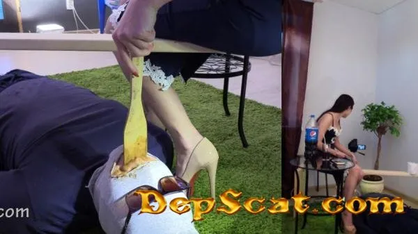 I'm happy Christina's home toilet MilanaSmelly - Femdom, Shitting, Domination [HD 720p/531 MB]