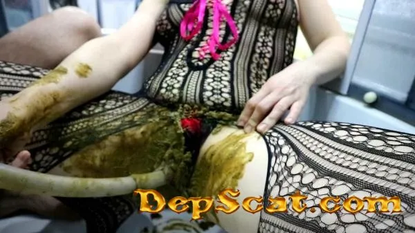 Public sewer pipe Part 2 WCwife - Scatology, Solo [FullHD 1080p/1.91 GB] DepScat