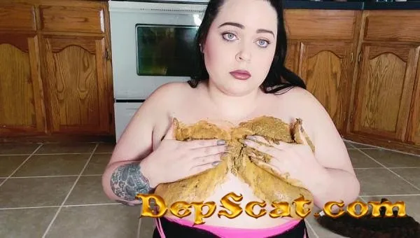 Poop in hand then Smearing on boobs Lillyxxx - Solo, BBW [FullHD 1080p/1.10 GB] DepScat