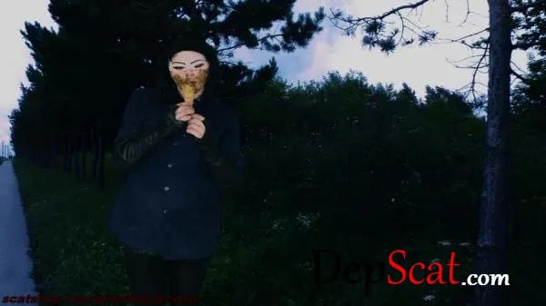 Shit eating right on the street  - Eating, Solo [HD 720p/1008 MB] DepScat