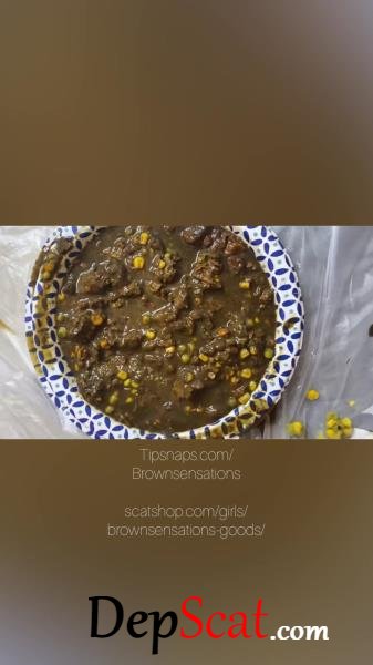 Smearing my dinner Brownsensations - Poop, Defecation [UltraHD 2K/540 MB]