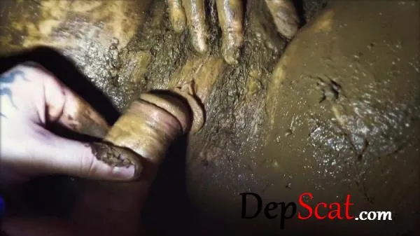 Cursed Amateur Backroom Scat DirtyBetty - Anal, Amateur [UltraHD 4K/462 MB]