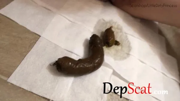 Long smooth thick morning poop & bonus horny poop LittleDirtyPrincess - Big pile, Solo [FullHD 1080p/322 MB]