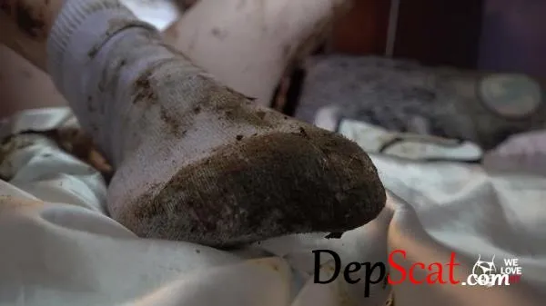 Socks + Shit Solo - Foot, Feet [FullHD 1080p/688 MB] DepScat