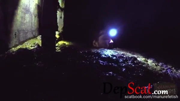 Manure Pit & Channel Fun Manure Fetish Franky - Defecation, Extreme [HD 720p/368 MB] DepScat