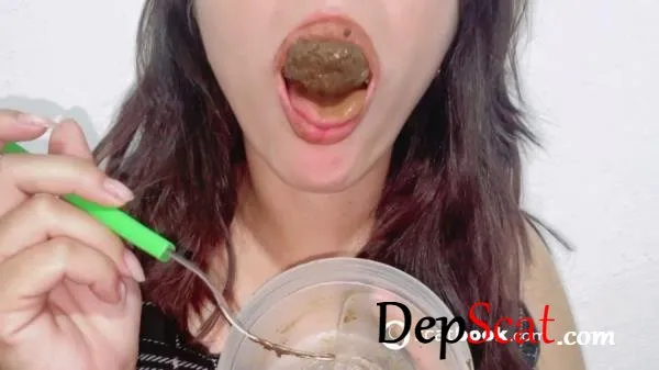 Solo Shit - Eating, Amateur [FullHD 1080p/751 MB]