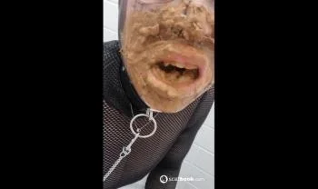 The slave eats her master's shit from the toilet Scatlina -  [HD 720p/570.39 MB]