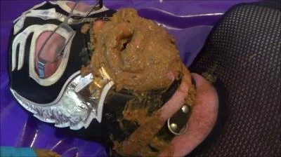 Messy Breakfast For My Pot Full Mistress Roberta - Fetish, Romanian [SD/530 MB]