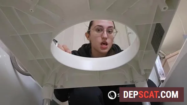 Shitting 01 Miss Lith - Shit, Spain [HD 720p/58.4 MB]