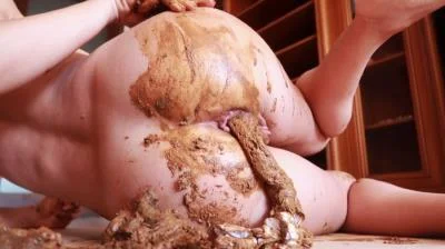 Thong Twister Sabrina Dacos - Defecation, Solo [FullHD 1080p/148 MB]