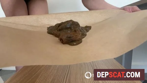 Stinky One Ella Dearest aka Efro Ella - Solo, Defecation [FullHD 1080p/37.0 MB]