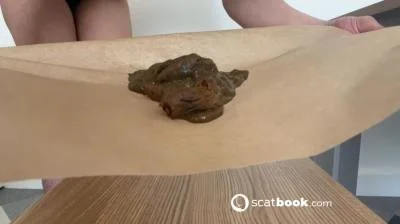 Stinky One Ella Dearest aka Efro Ella - Solo, Defecation [FullHD 1080p/37.0 MB] DepScat