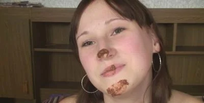 Masha's Intense Solo Defecation in HD 720p