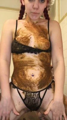 Thanksgiving Dinner Shit Scatqueen420 - Toilet, Smearing [SD/301 MB] DepScat