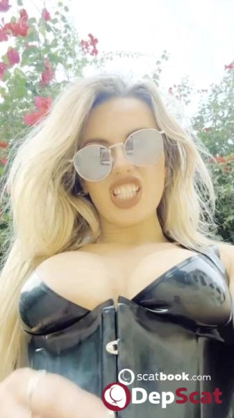 Outdoor Solo Session with Miss Infinity - Shitting Secret Reel