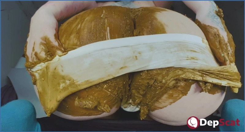 SweetBettyParlour's Extreme Scat Fetish in FullHD 1080p