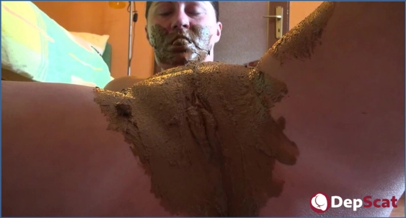 Download Victoria's Ultimate Scat Performance: Shit Eating & Pissing in HD DepScat.com