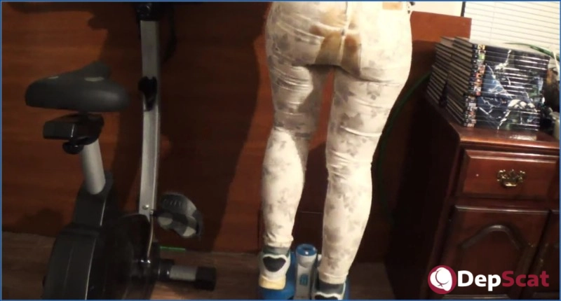 DirtyBetty - Extreme Scat Action - FullHD 1080p USA