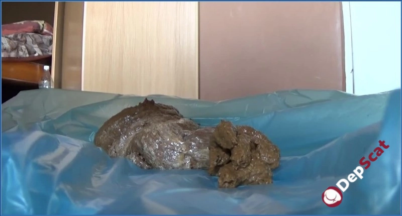 Sarah and Angie in Shocking Price Competition HD 720p