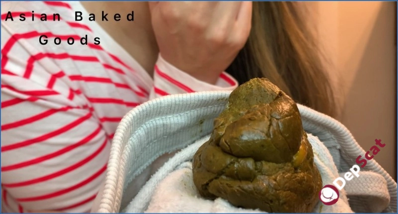 Marina Y in Scat and Piss Action - FullHD 1080p