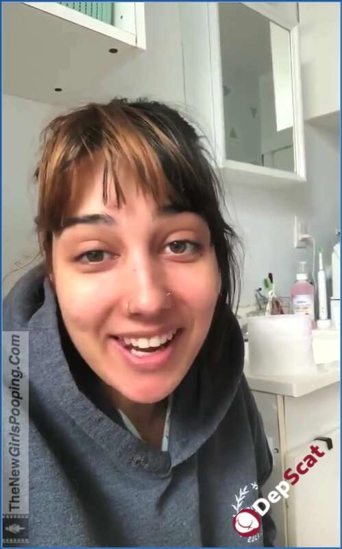 Sabrina's Brunette Adventures: Pissing Action in HD 720p