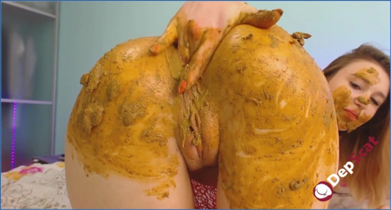 DirtyLena's Hardcore Scat & Sex Toys Extravaganza in FullHD