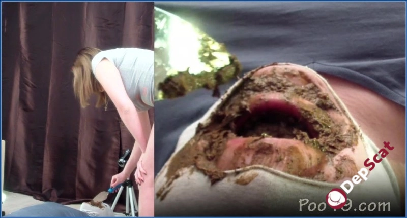 Download Kira's Wild Scat Play in HD from DepScat