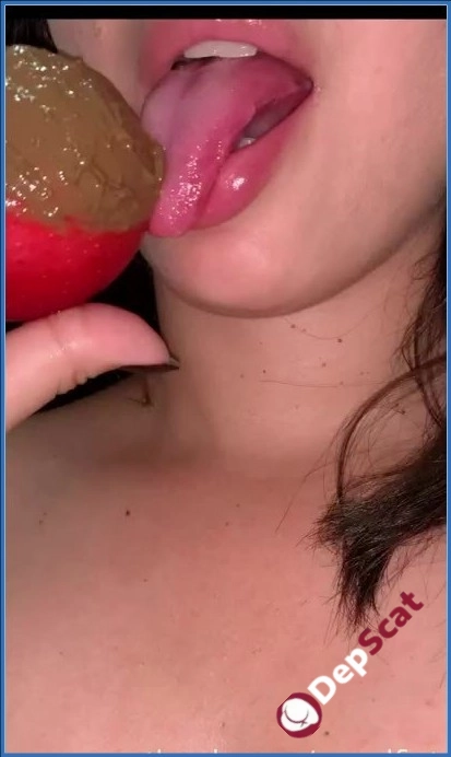 Download Casal Fist - Portuguese Scat. Stream HD or download full scene. DepScat.com