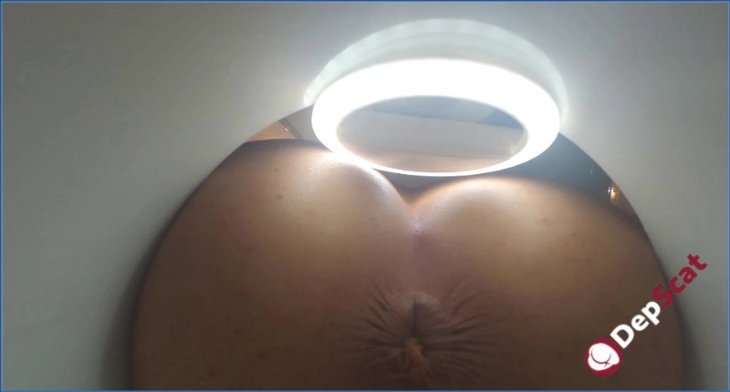 Sarah and Angie Get Down to Scat and Peeing - FullHD 1080p