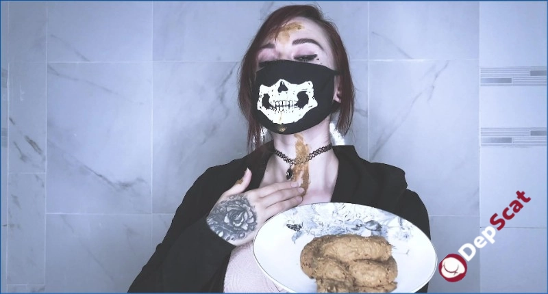 Vintage Mistress - Russian Scat Fetish in FullHD 1080p