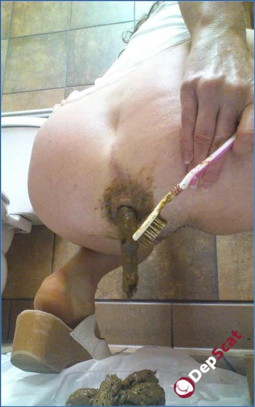 Kat's Extreme Toothbrush Play and Massive Poo in Lingerie FullHD