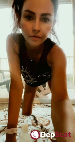 LilButtLex's Gaper Plug Seduction in UltraHD 2K