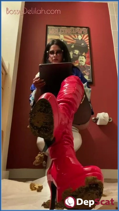 Bossy Delilah Commands Attention in Day 1 of Days of Consumption USA Scene