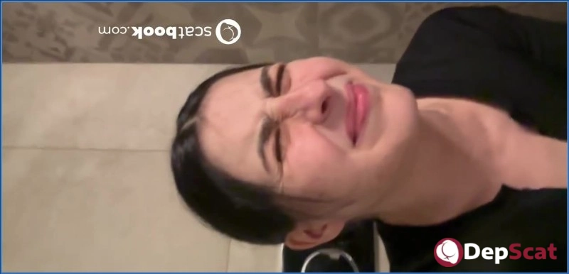 Download Kaitlyn Katsaros - Had to run to the bathroom omg how am I still shitting lol - Puking - HD 720p DepScat.com