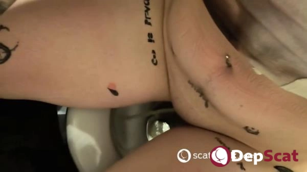 Malafalda's Wild Pipi Play in HD 720p