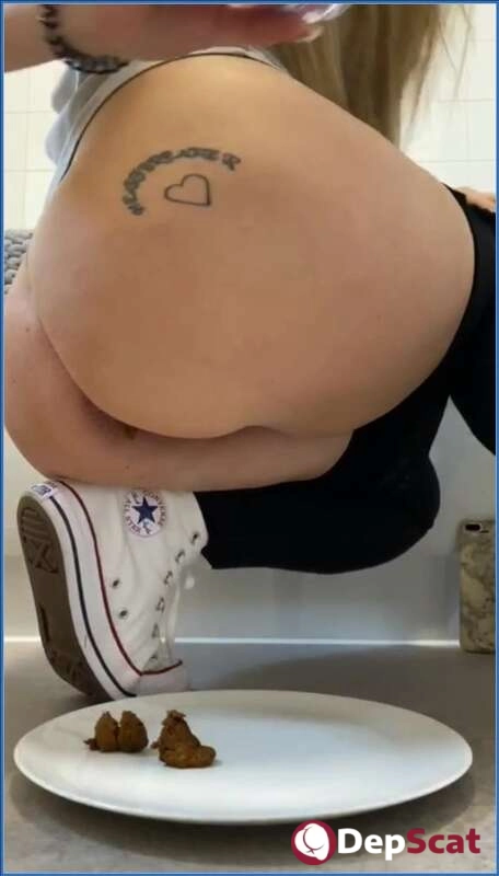 Download A light snack for my fans - Scat, Femdom - SiteRip (91.43 MB) from DepScat