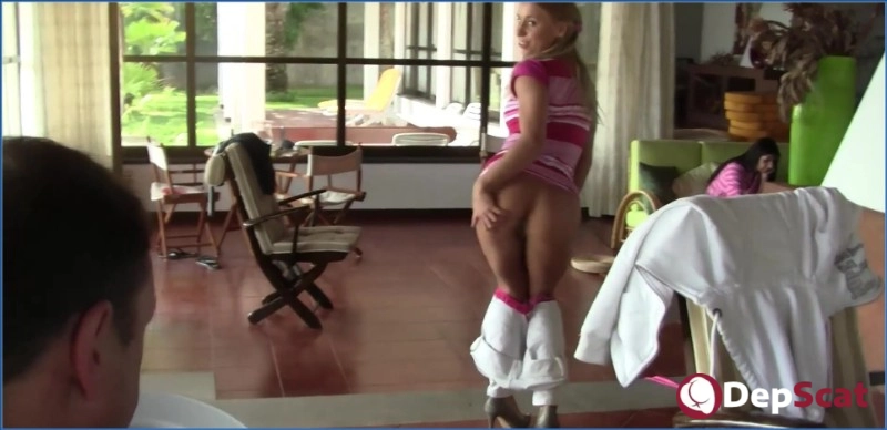 Download Princess Nikki drops a bomb in this Hungarian scat vid HD DepScat.com