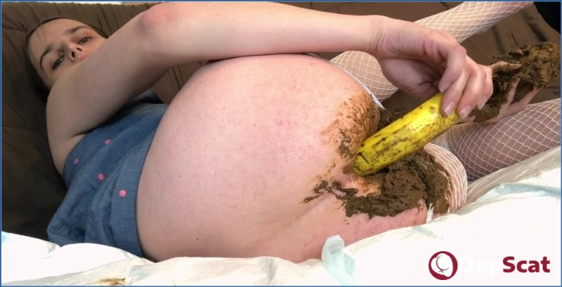 Download Emily Milk - Banana Butt Magic! Scat XXX - Shemale Extreme in FullHD 1080p from DepScat