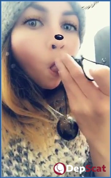 LilbuttLex & SluttyLittleLex Clean Anal Beads in Scat Fetish Domination SD