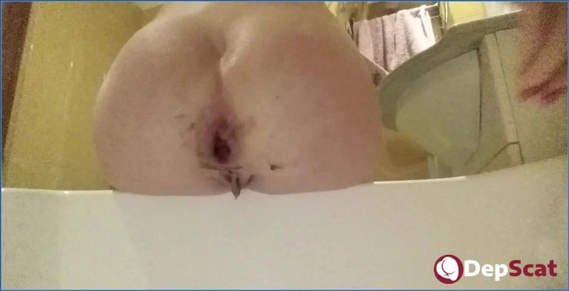 Download Scat Porn with Ella Gilbert Fisting and Shitting in a POV Solo Extreme Video DepScat.com